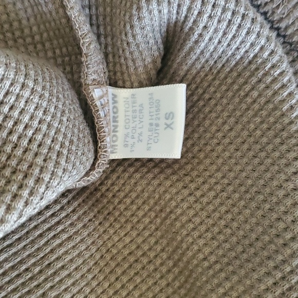 NWT Monrow Brushed Thermal Pullover. Women’s Size XS. - Picture 4 of 7